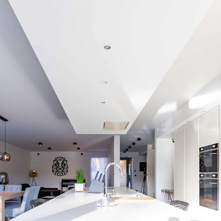 peinture blanche dans cuisine et sejour
