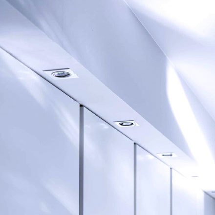 placard et plafond avec spots integres